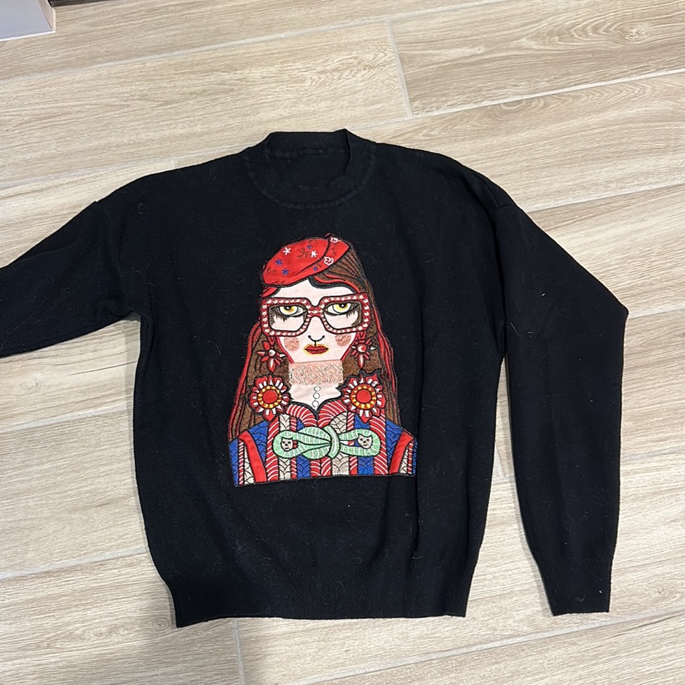 Cute sweater Black XS with girl graphic on the front
